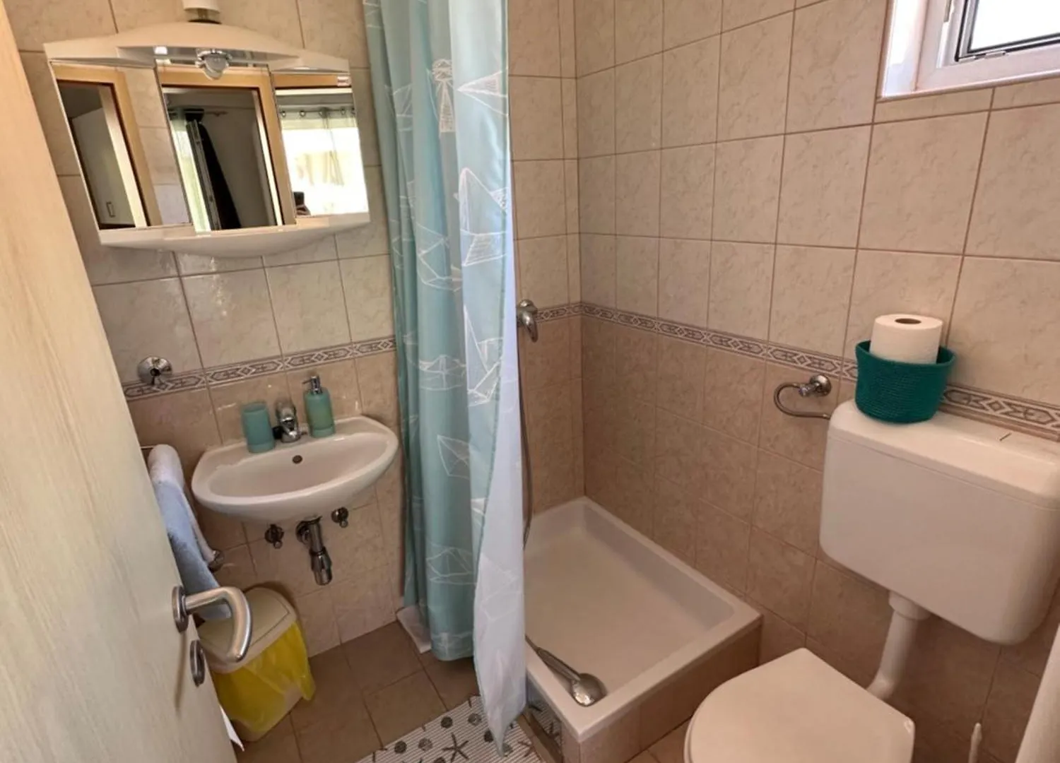Marela Rooms Drage