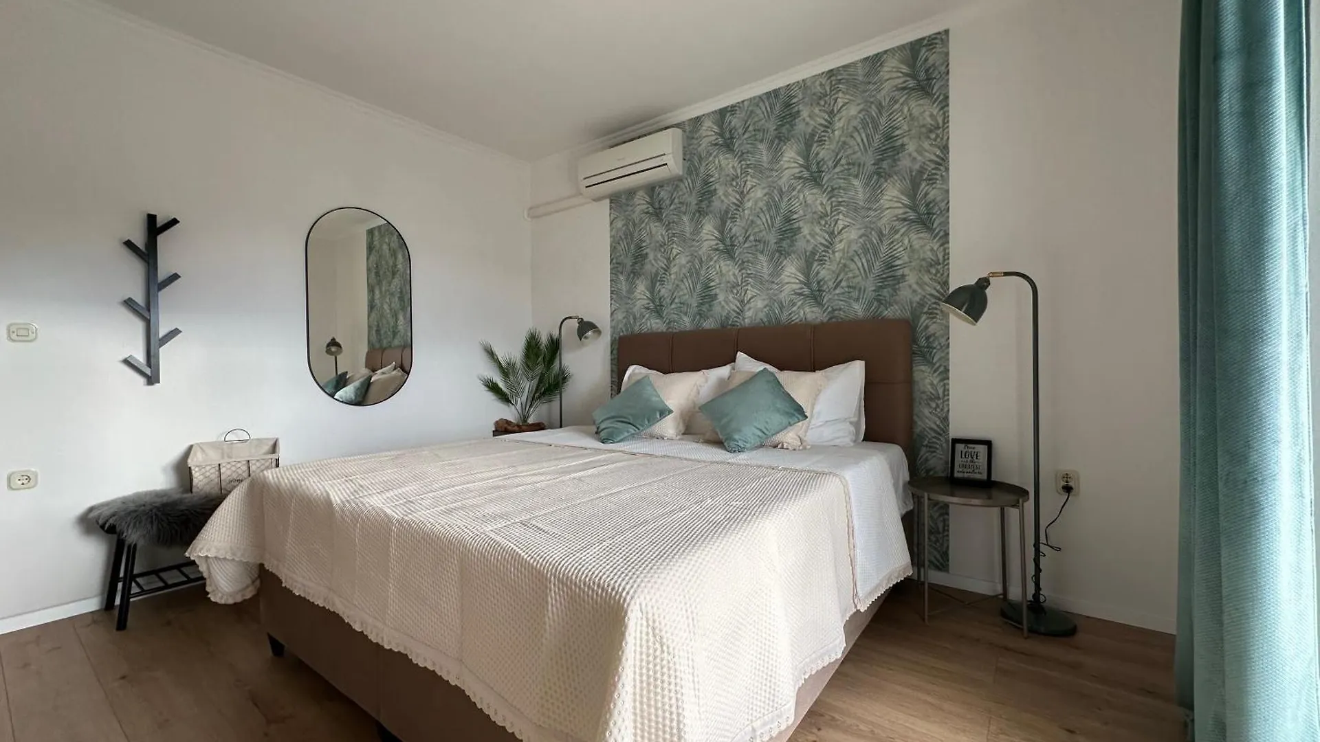 Marela Rooms Drage 0*,